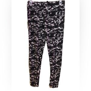 Stylish Black and Gray Leggings